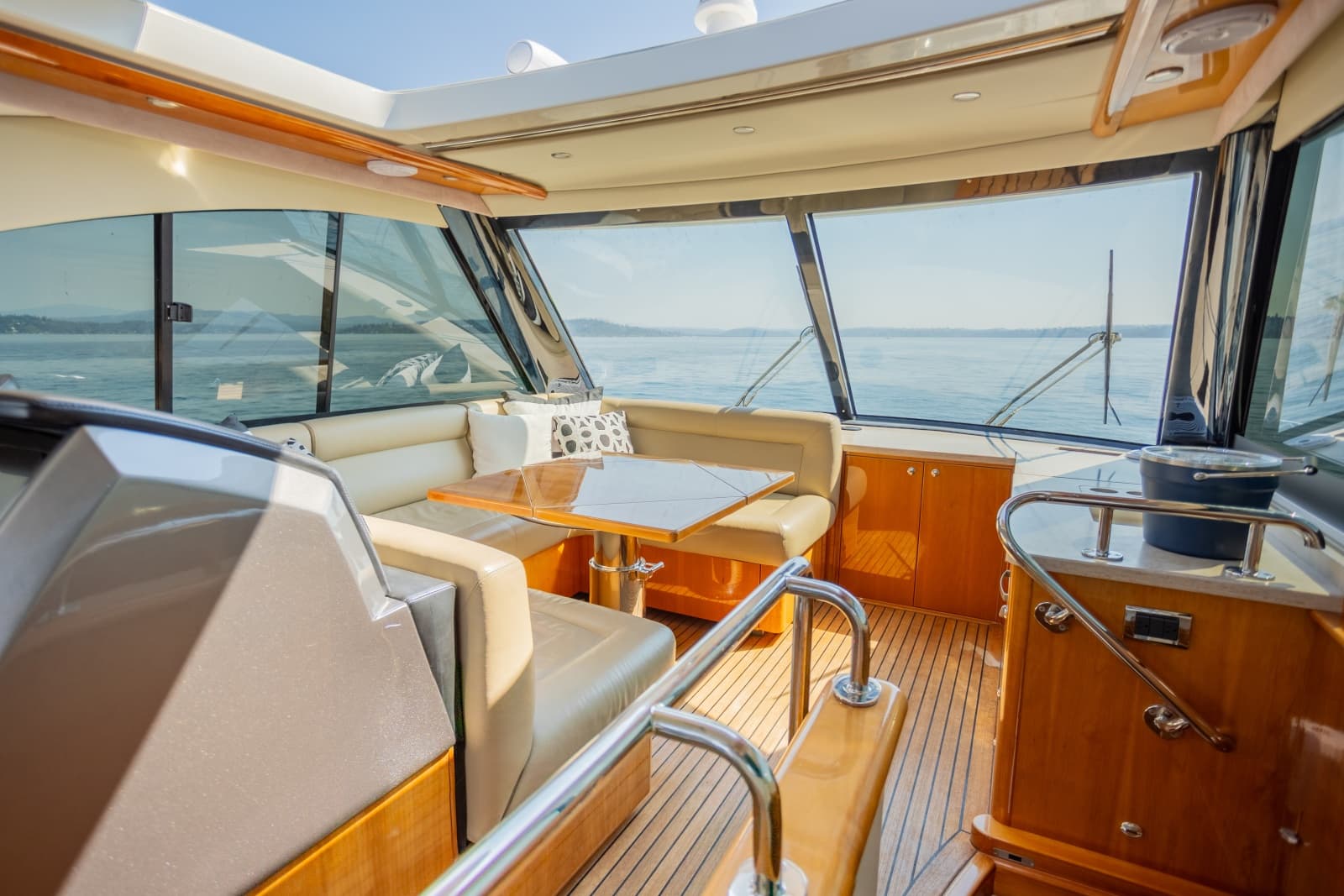 2012 Riviera 53 Enclosed Flybridge - Photo 21