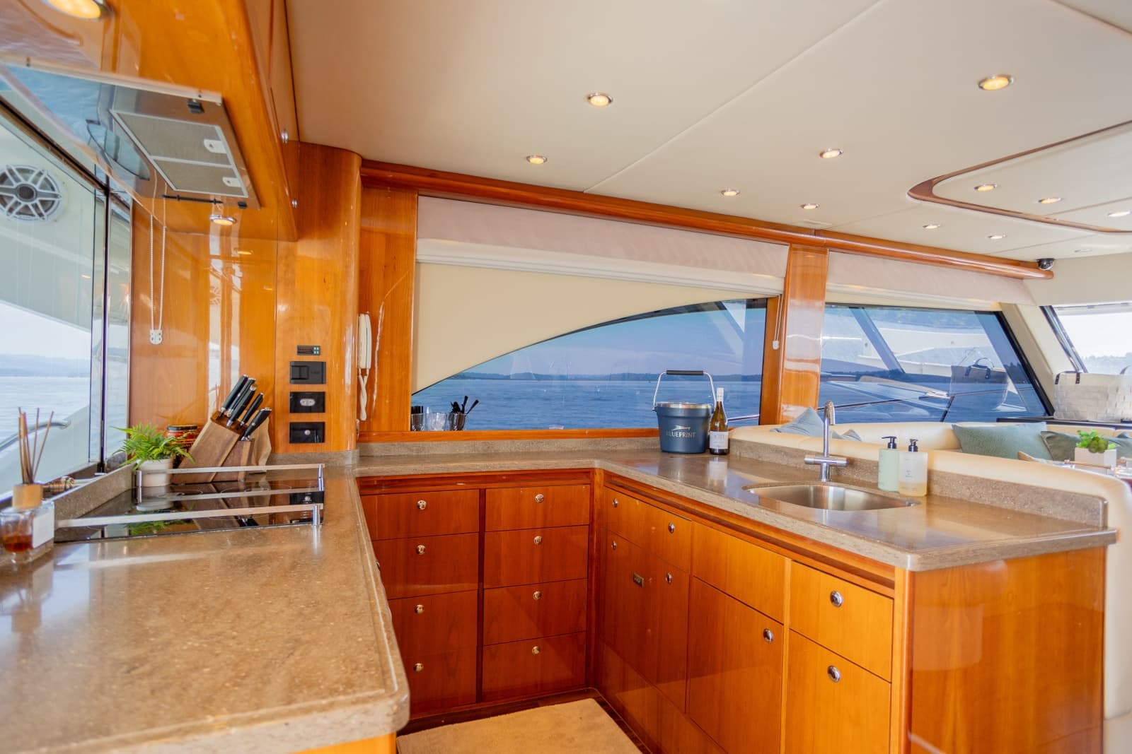 2012 Riviera 53 Enclosed Flybridge - Photo 5