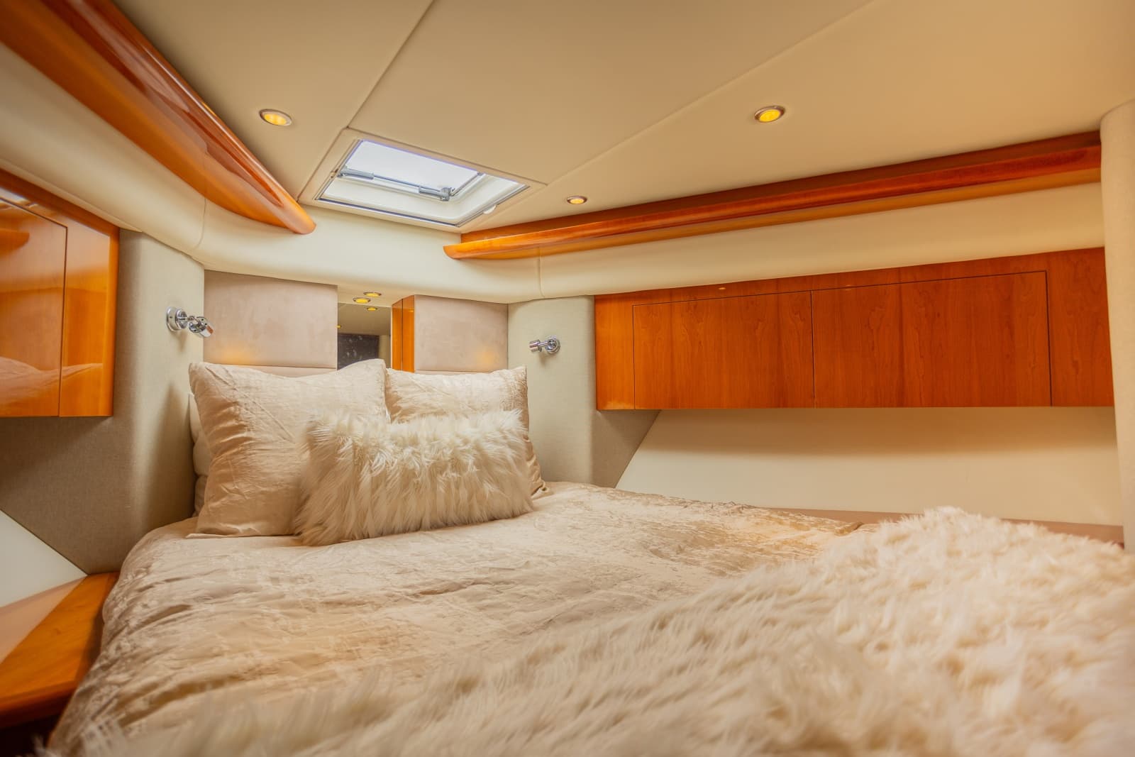 2012 Riviera 53 Enclosed Flybridge - Photo 11