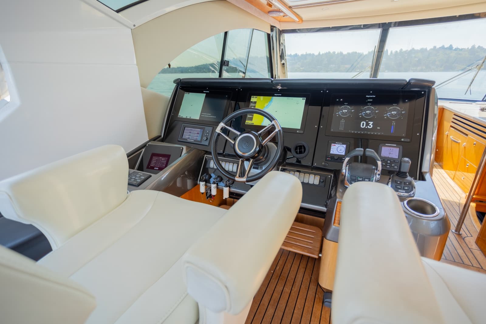 2012 Riviera 53 Enclosed Flybridge - Photo 24