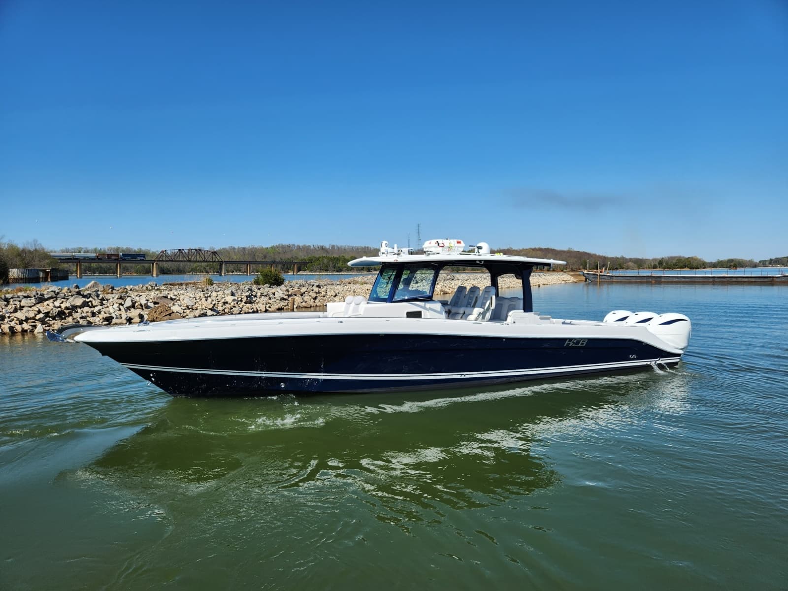 2023 HCB 42 Lujo - Photo 1