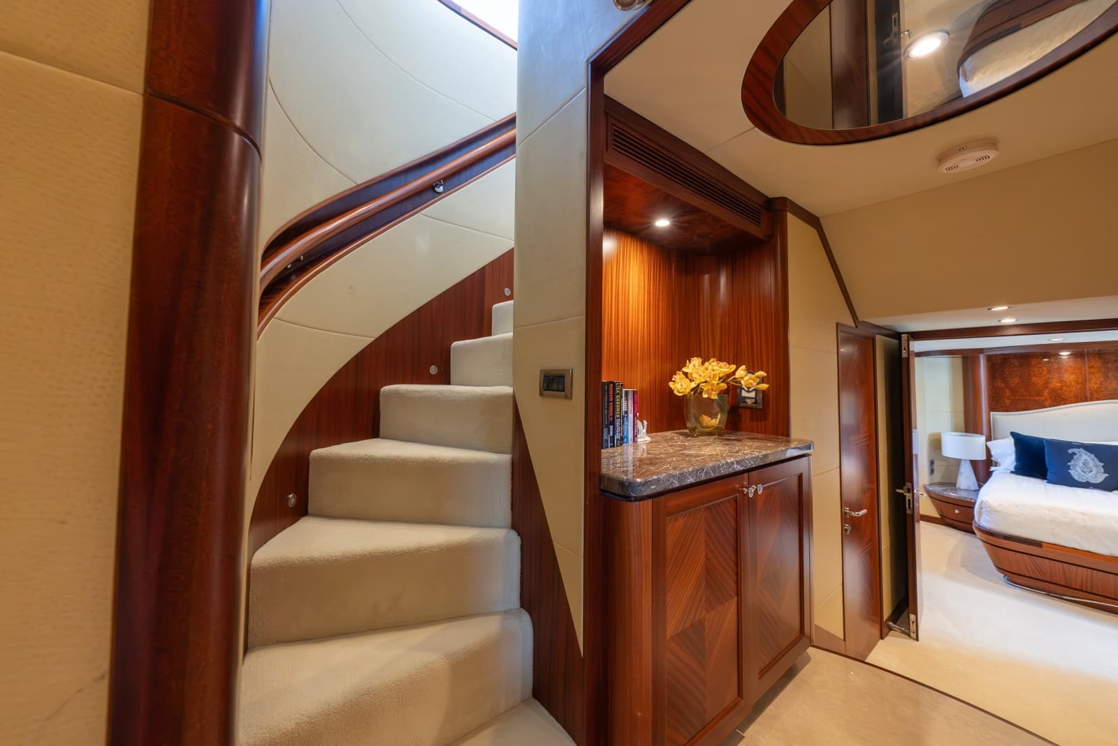 2013 Ocean Alexander 90 Sky Lounge Motor Yacht - Photo 43