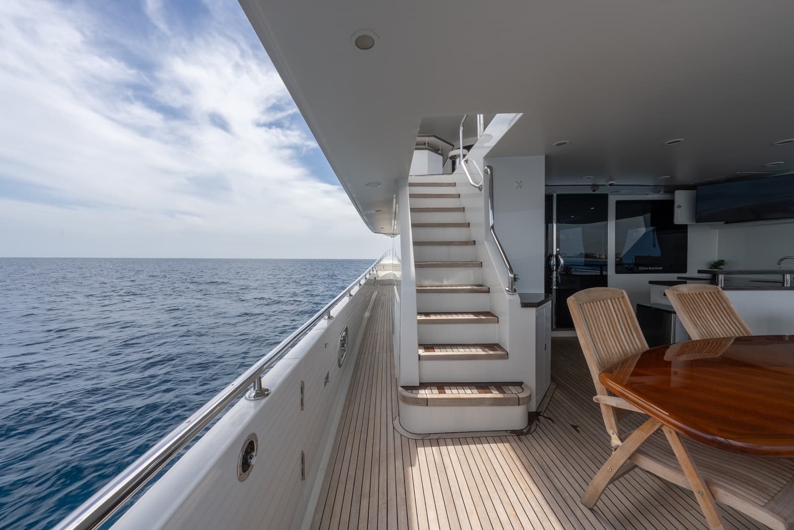 2013 Ocean Alexander 90 Sky Lounge Motor Yacht - Photo 15