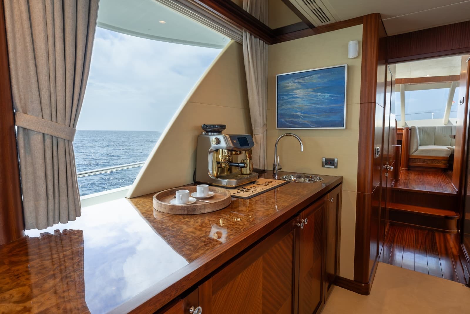 2013 Ocean Alexander 90 Sky Lounge Motor Yacht - Photo 22