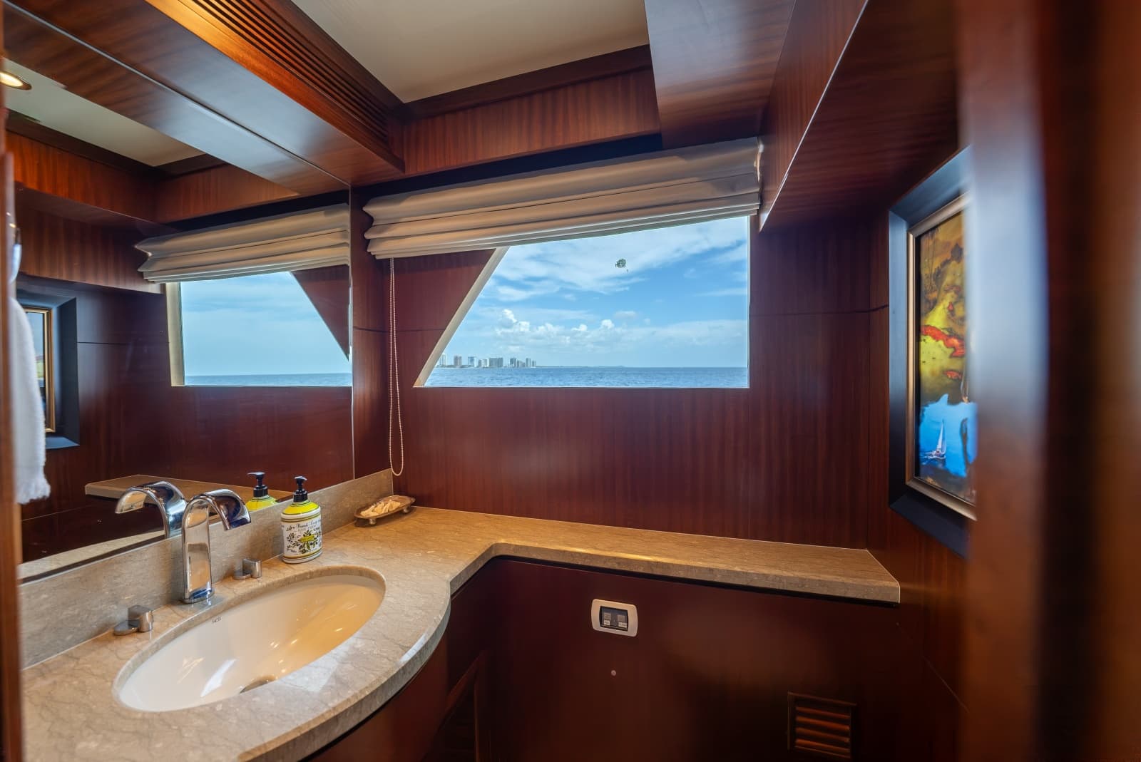 2013 Ocean Alexander 90 Sky Lounge Motor Yacht - Photo 24