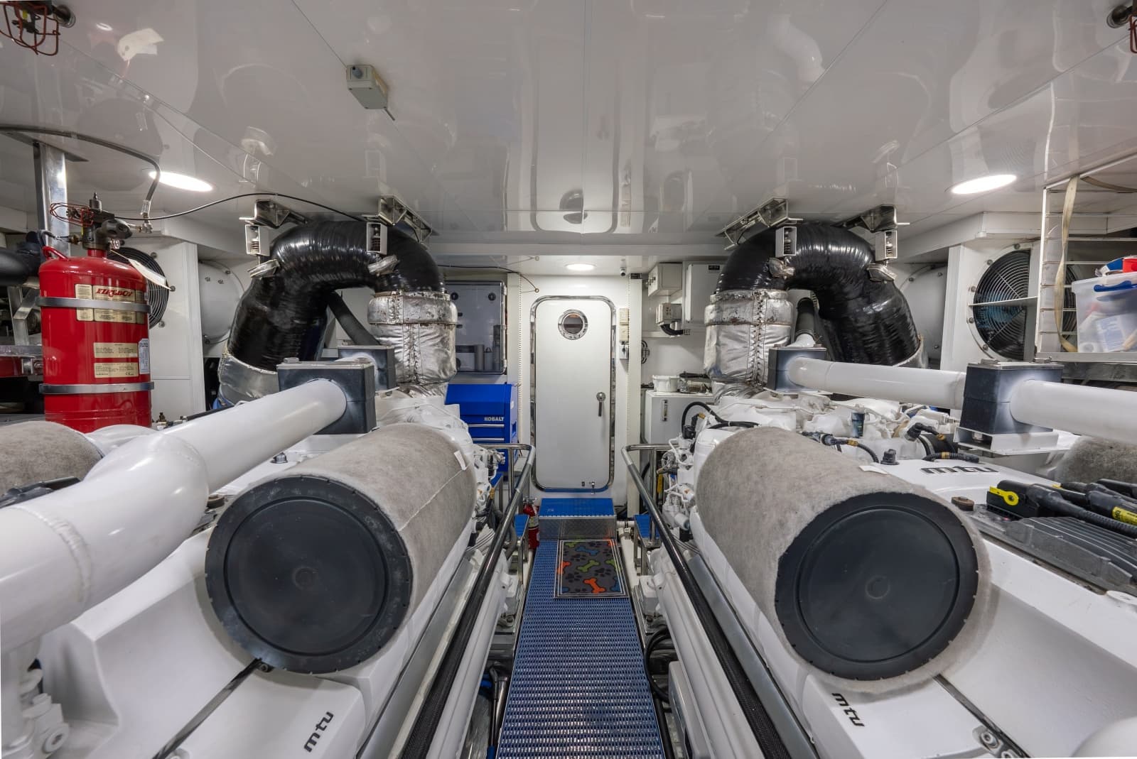 2013 Ocean Alexander 90 Sky Lounge Motor Yacht - Photo 51