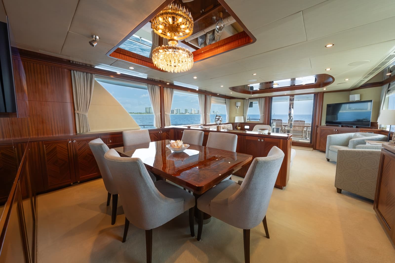 2013 Ocean Alexander 90 Sky Lounge Motor Yacht - Photo 19