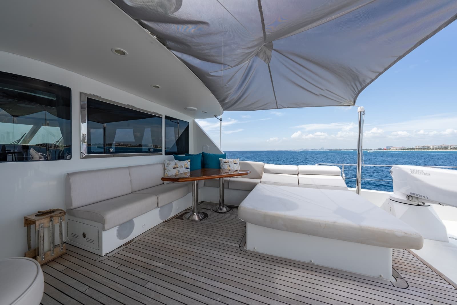 2013 Ocean Alexander 90 Sky Lounge Motor Yacht - Photo 58