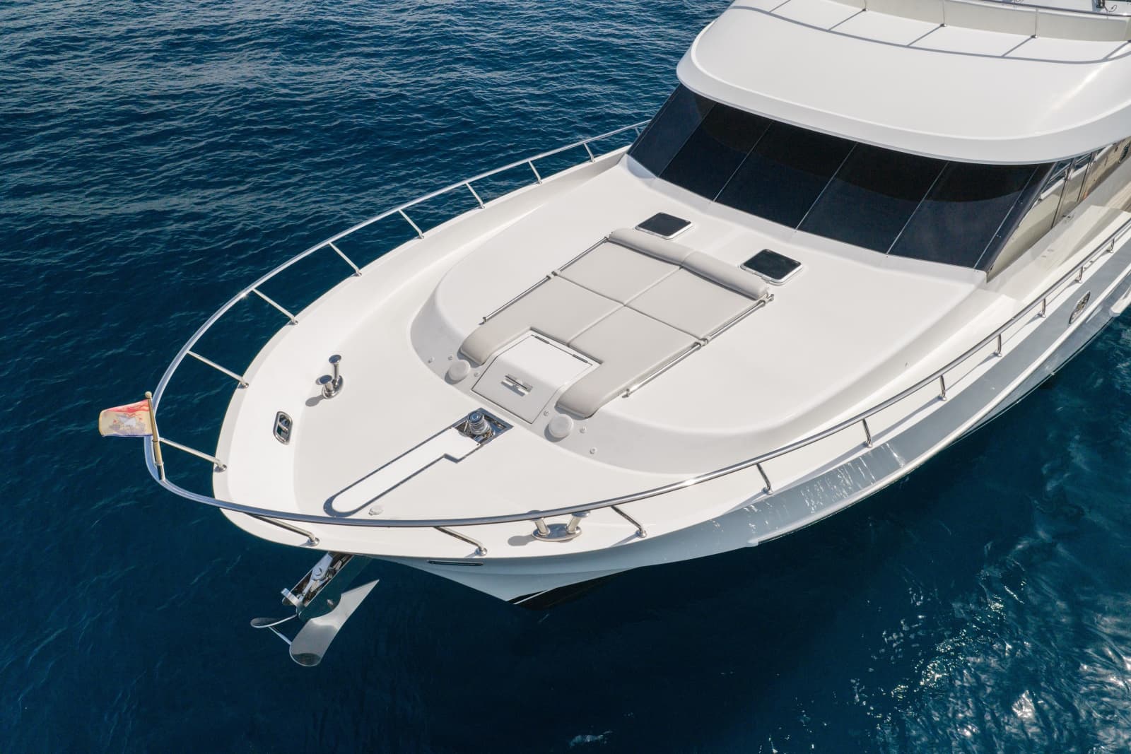 2013 Ocean Alexander 90 Sky Lounge Motor Yacht - Photo 4