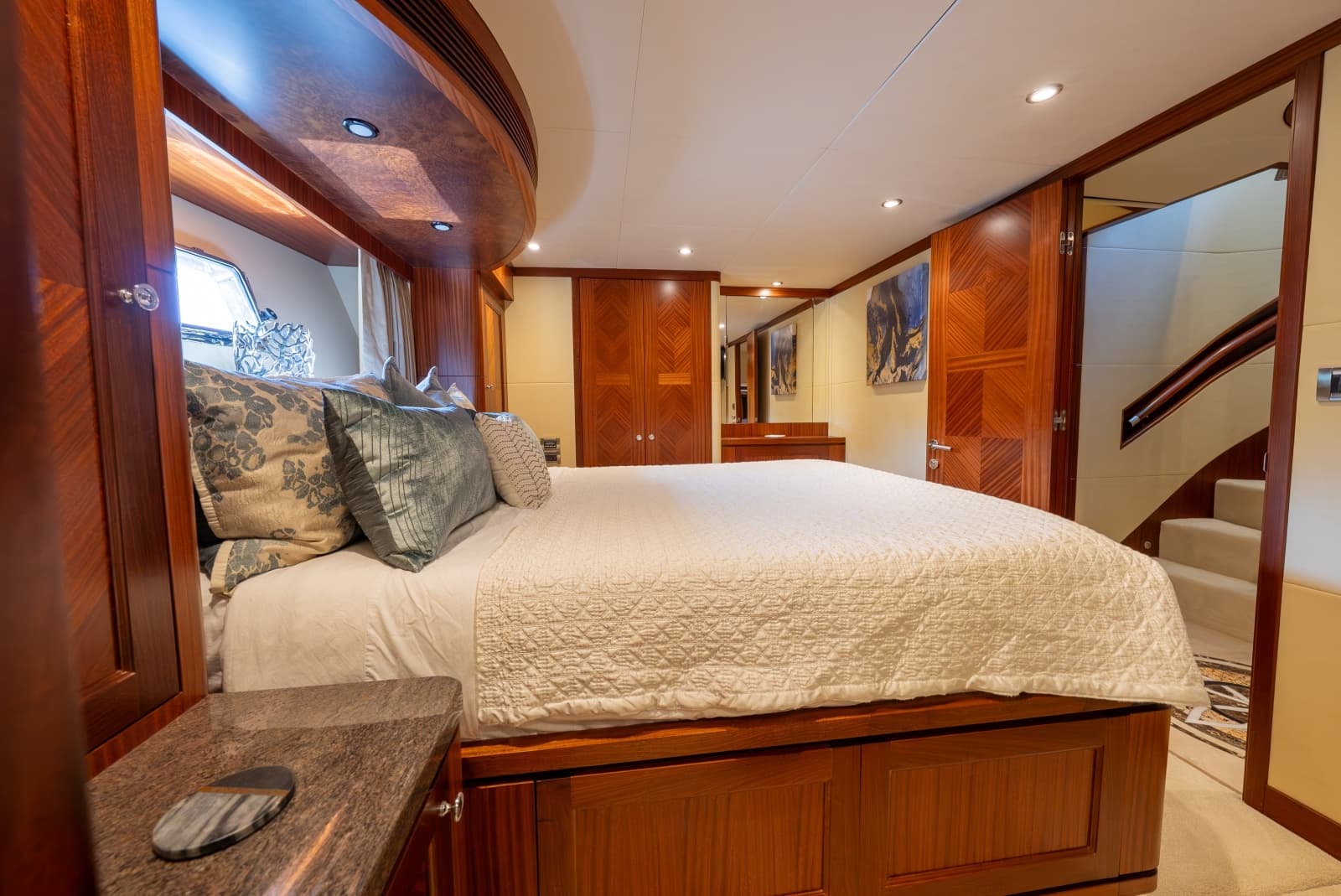 2013 Ocean Alexander 90 Sky Lounge Motor Yacht - Photo 41