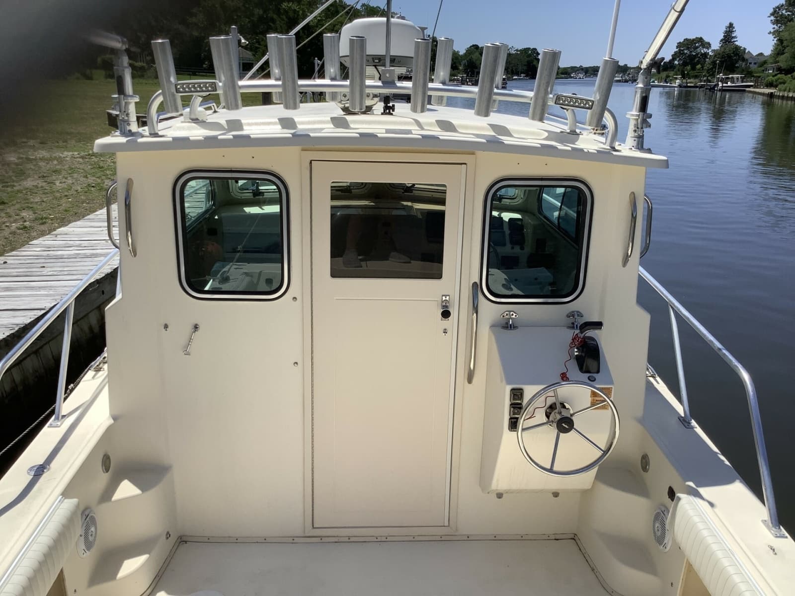 2012 Parker 2520 XL Sport Cabin - Photo 9