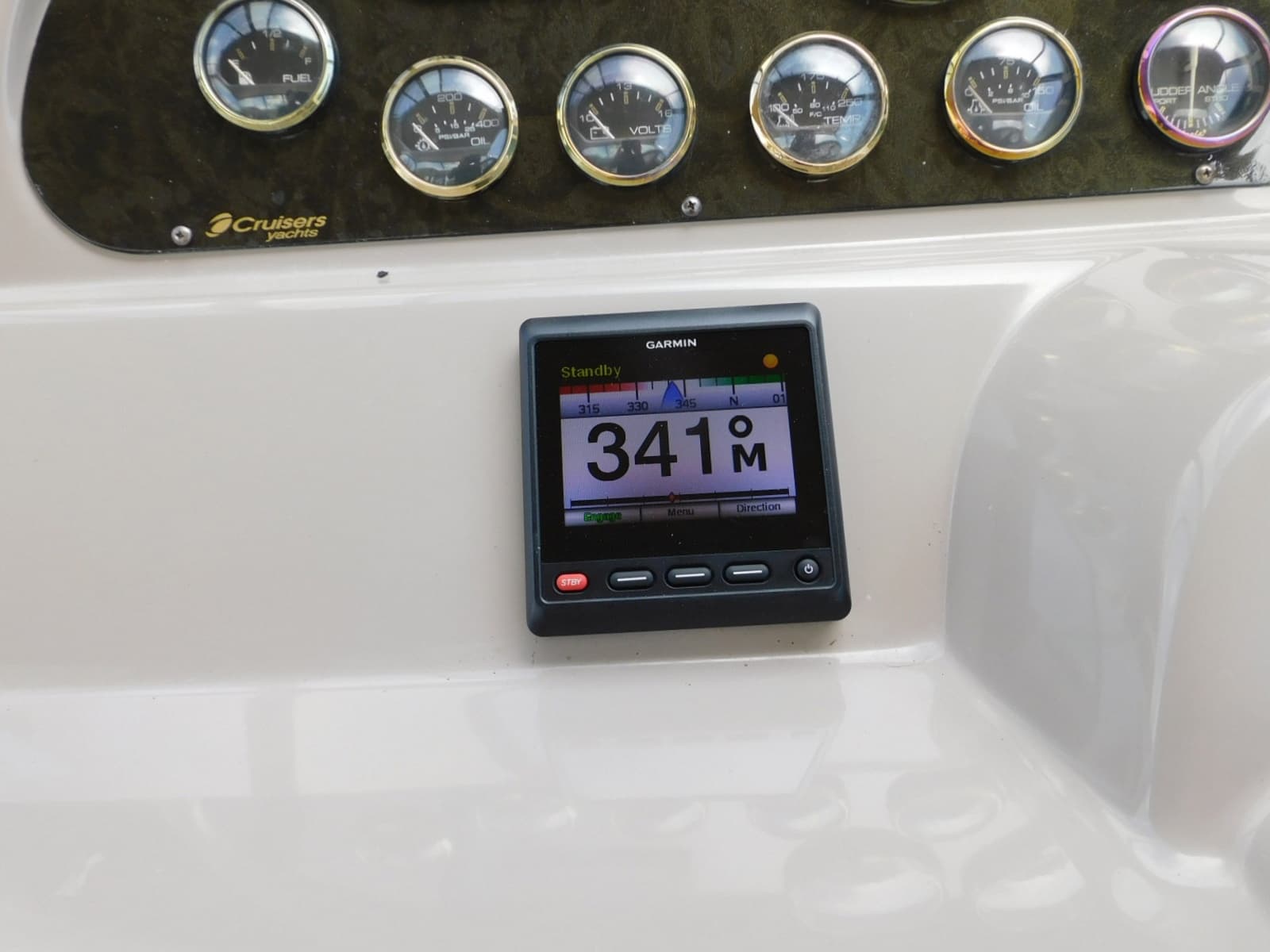 2001 Cruisers Yachts 4450 Express Motoryacht - Photo 18