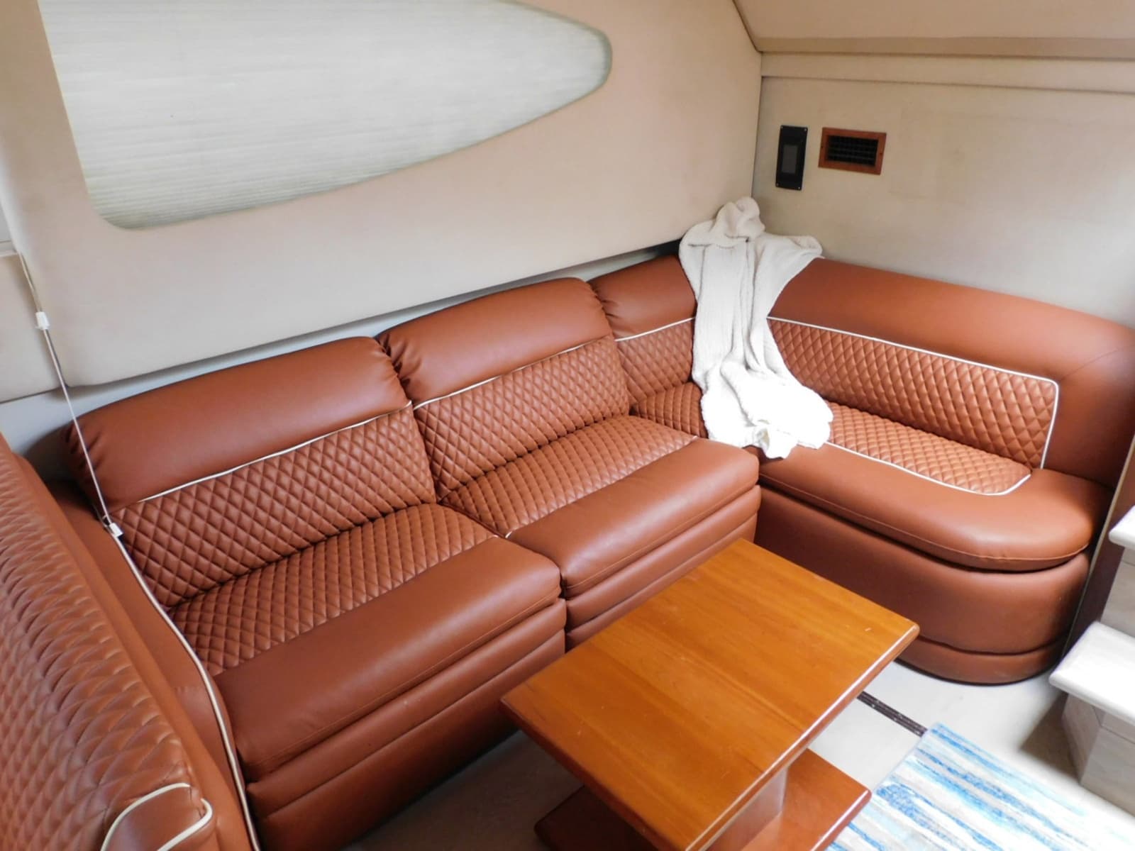 2001 Cruisers Yachts 4450 Express Motoryacht - Photo 30