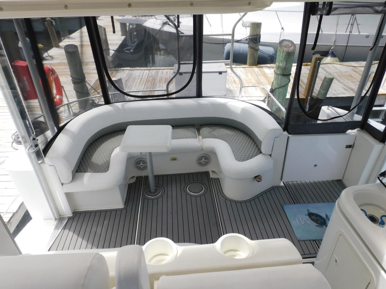 2001 Cruisers Yachts 4450 Express Motoryacht - Photo 8