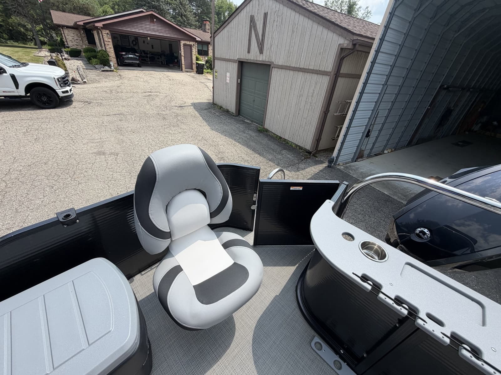 2021 Manitou Encore 24 Pro Angler SHP - Photo 26