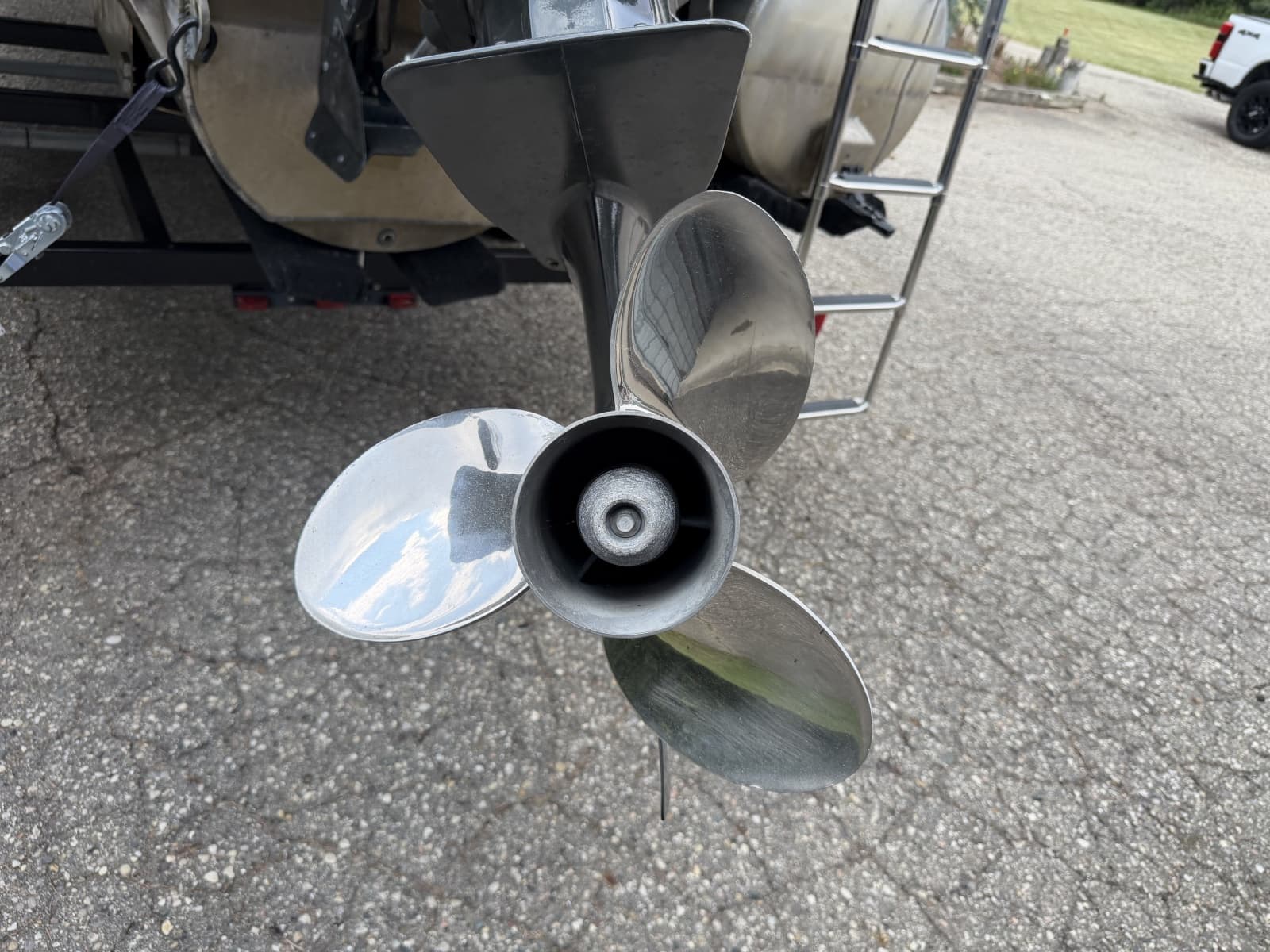 2021 Manitou Encore 24 Pro Angler SHP - Photo 5