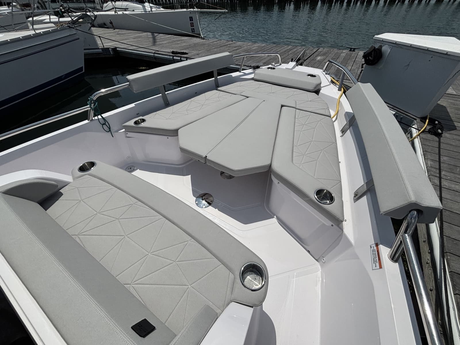 2025 Axopar 29XC - Photo 14