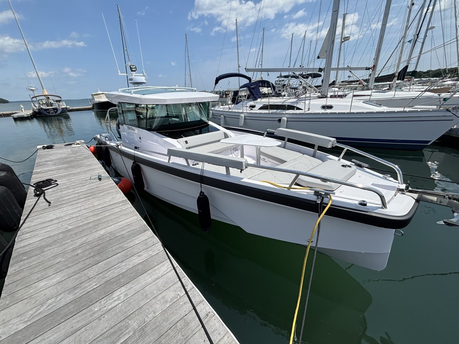 2025 Axopar 29XC - Photo 2