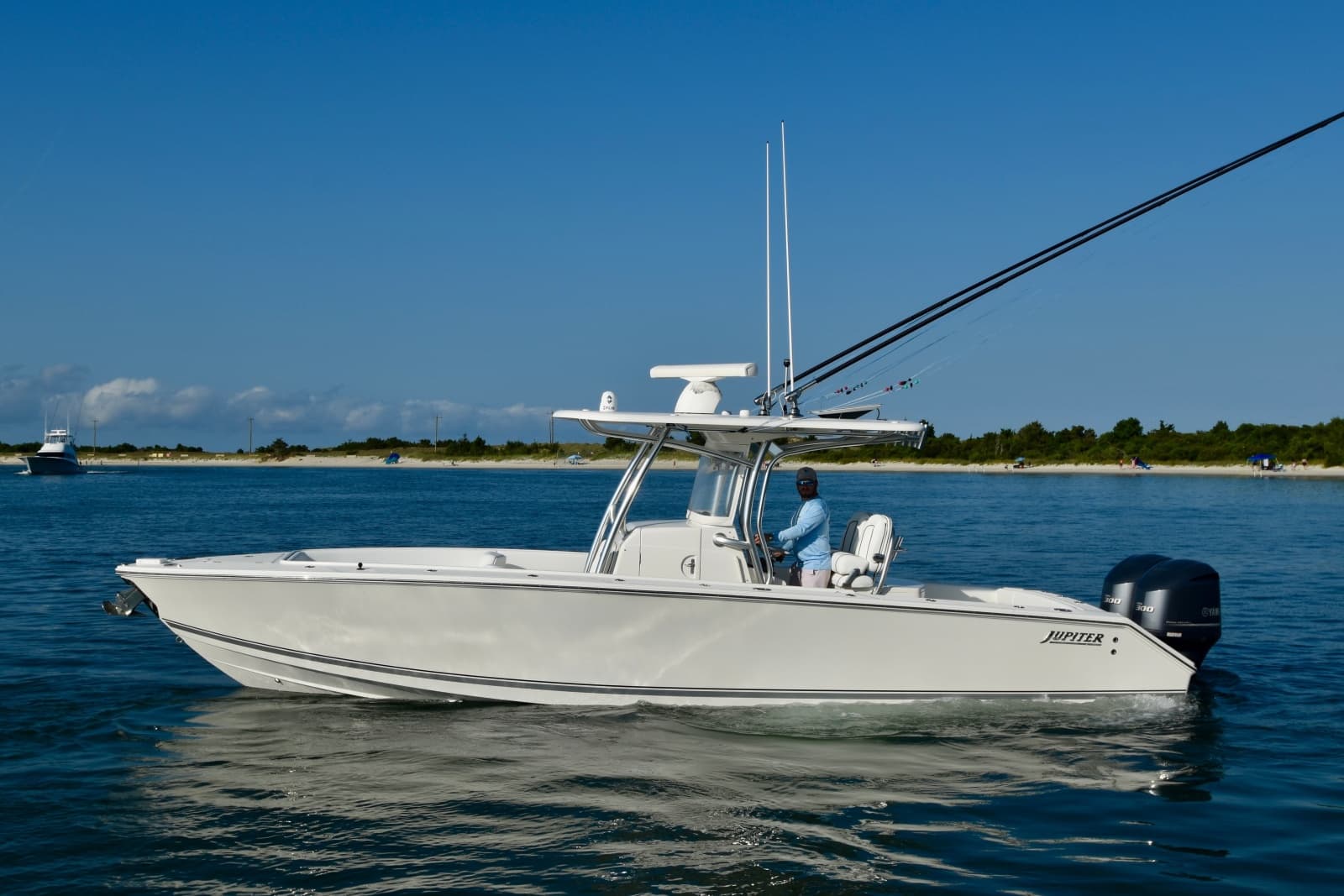 2015 Jupiter 30 Center Console - Photo 38