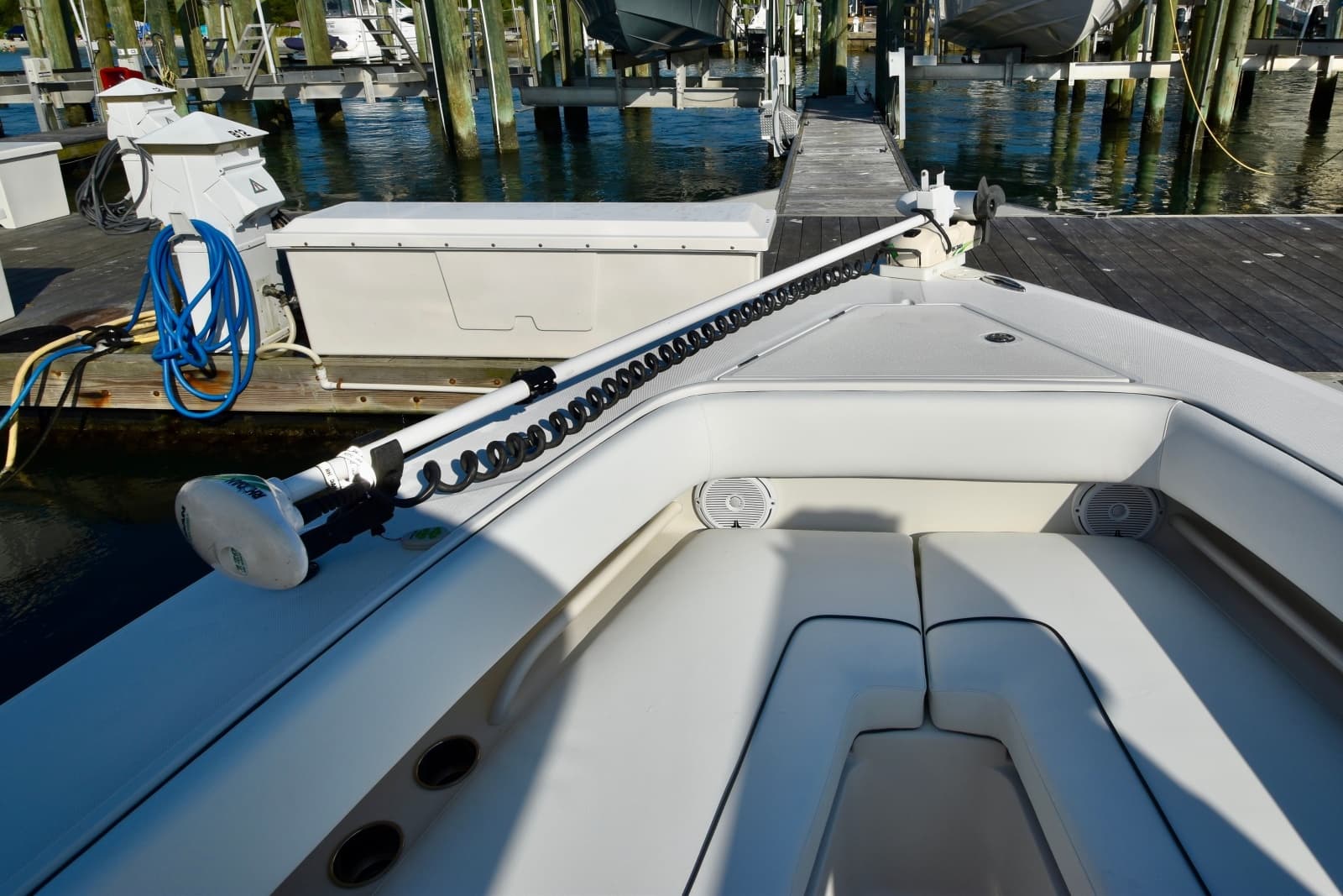 2015 Jupiter 30 Center Console - Photo 22