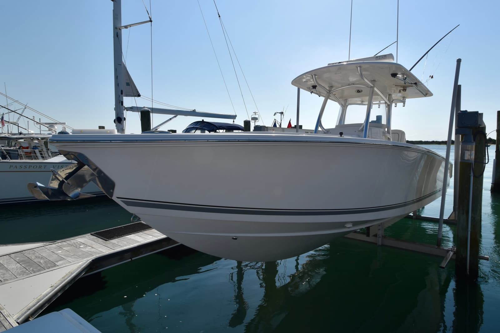 2015 Jupiter 30 Center Console - Photo 29