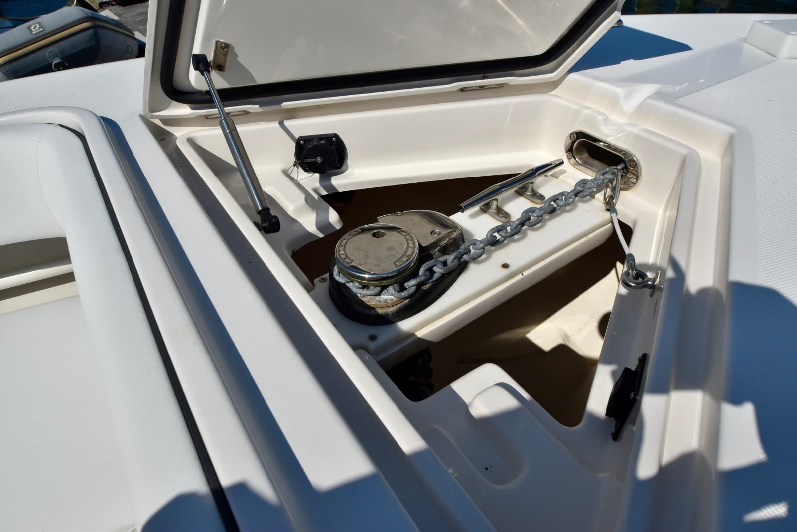 2015 Jupiter 30 Center Console - Photo 25