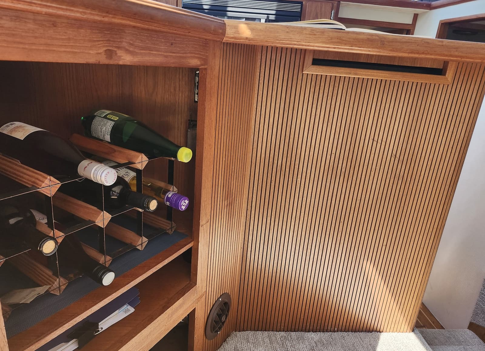 1992 Tollycraft 34 Sport Sedan - Photo 13