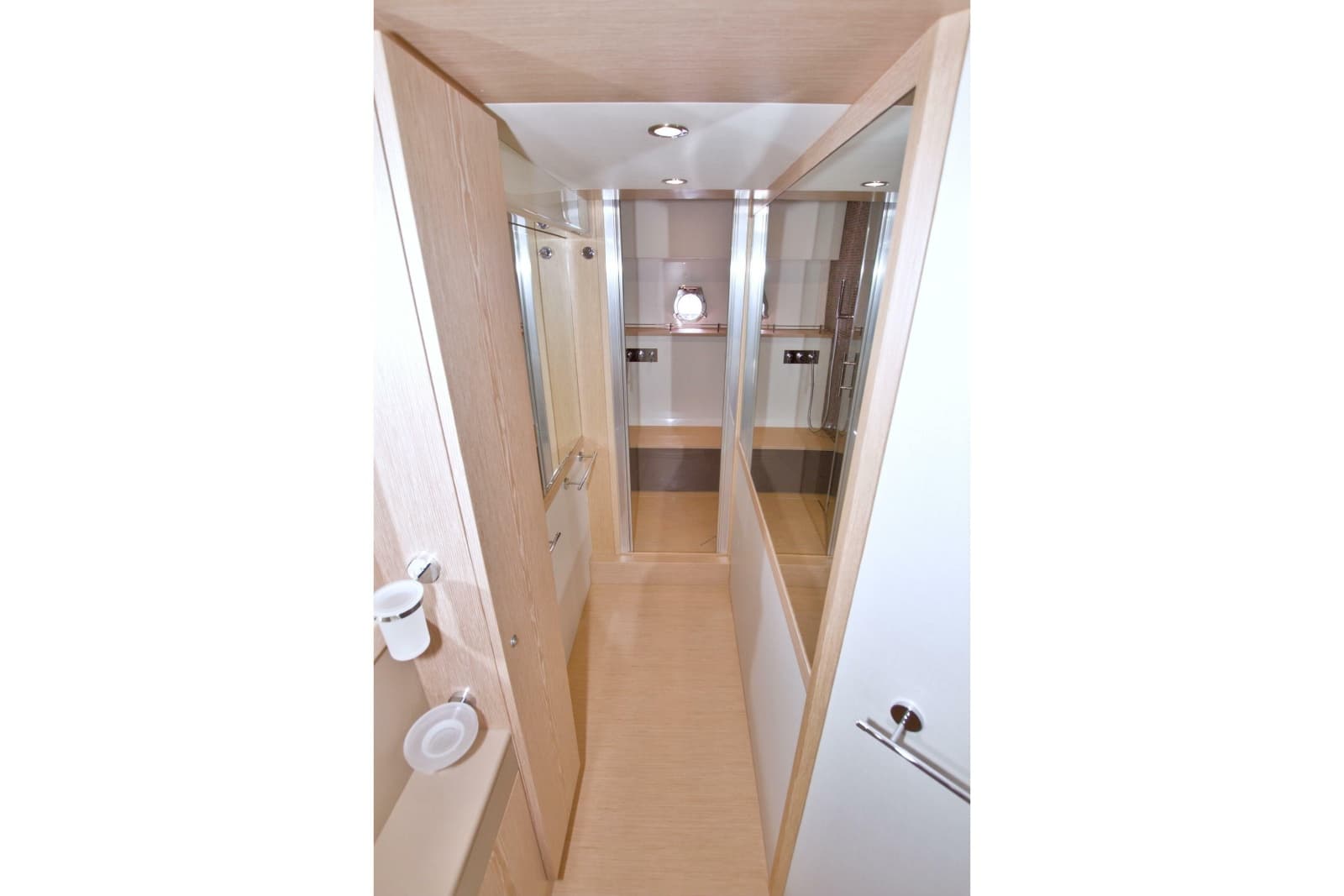 2014 Ferretti Yachts 620 - Photo 58