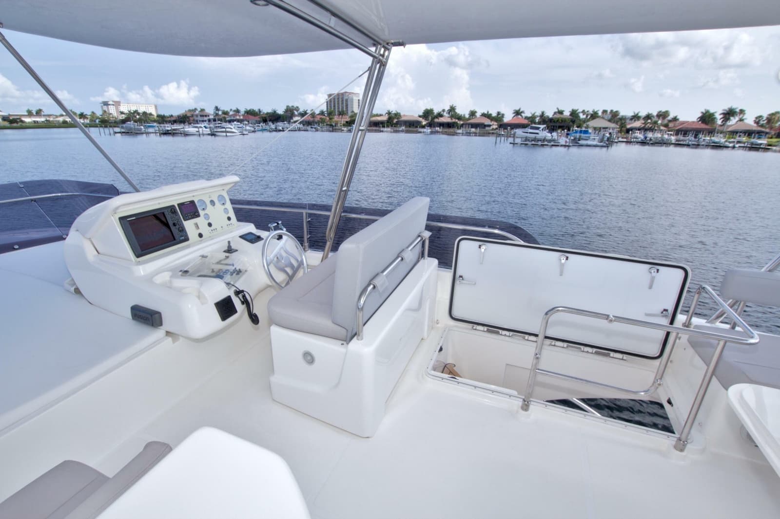 2014 Ferretti Yachts 620 - Photo 13