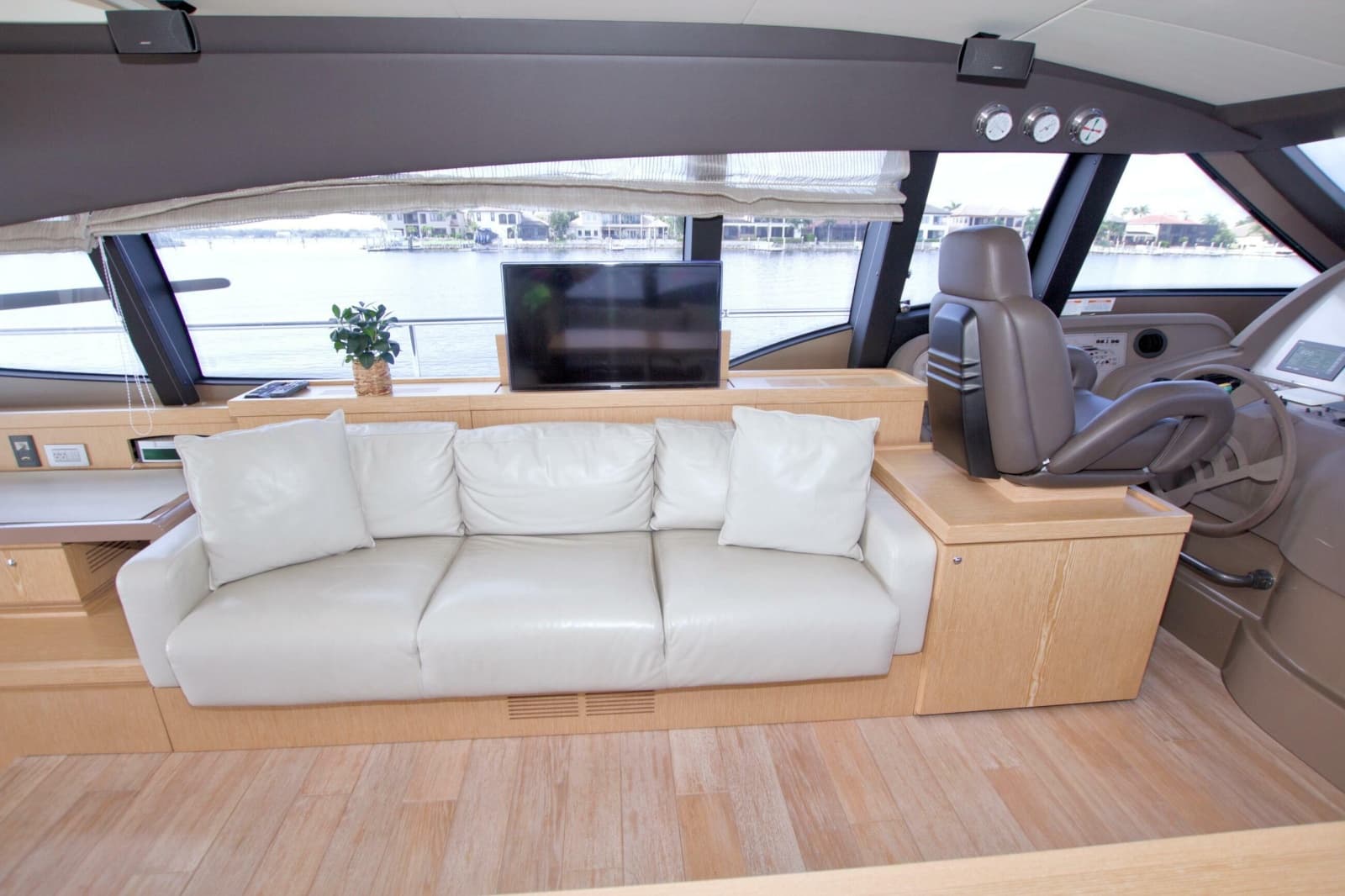 2014 Ferretti Yachts 620 - Photo 41