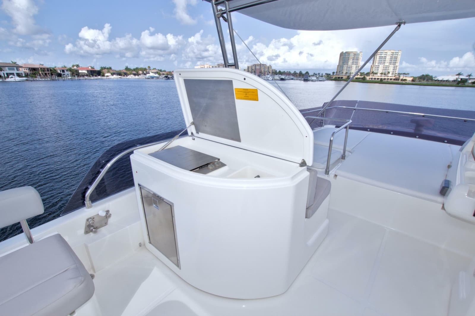 2014 Ferretti Yachts 620 - Photo 18