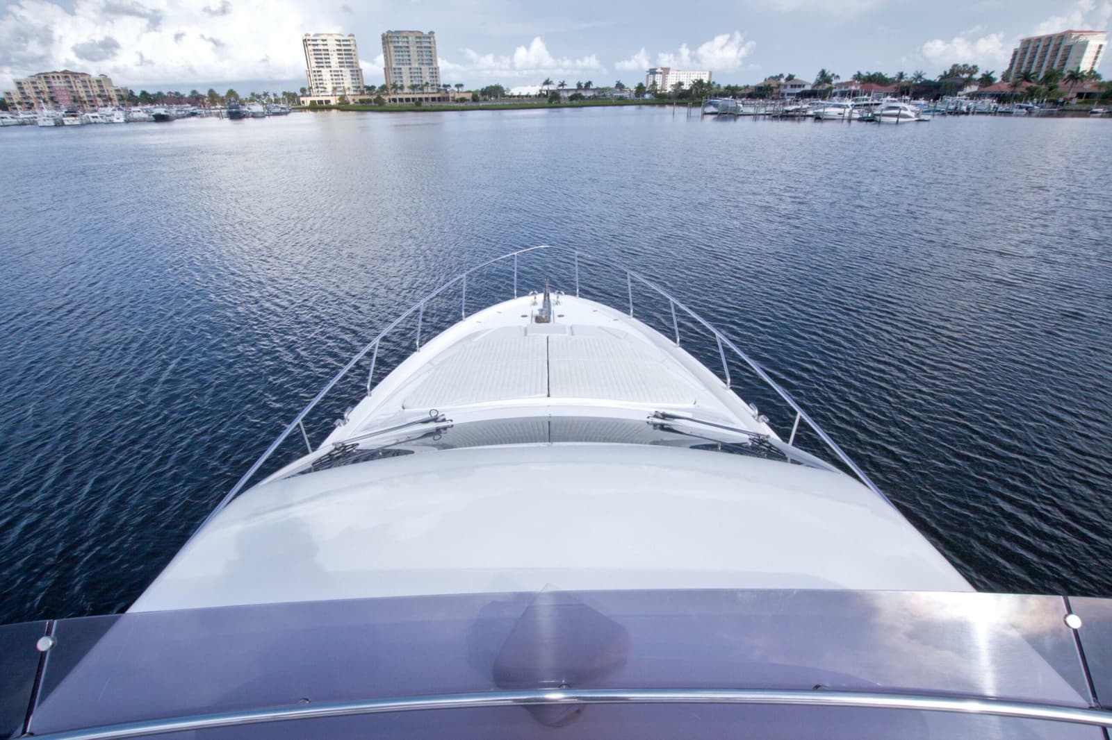 2014 Ferretti Yachts 620 - Photo 16