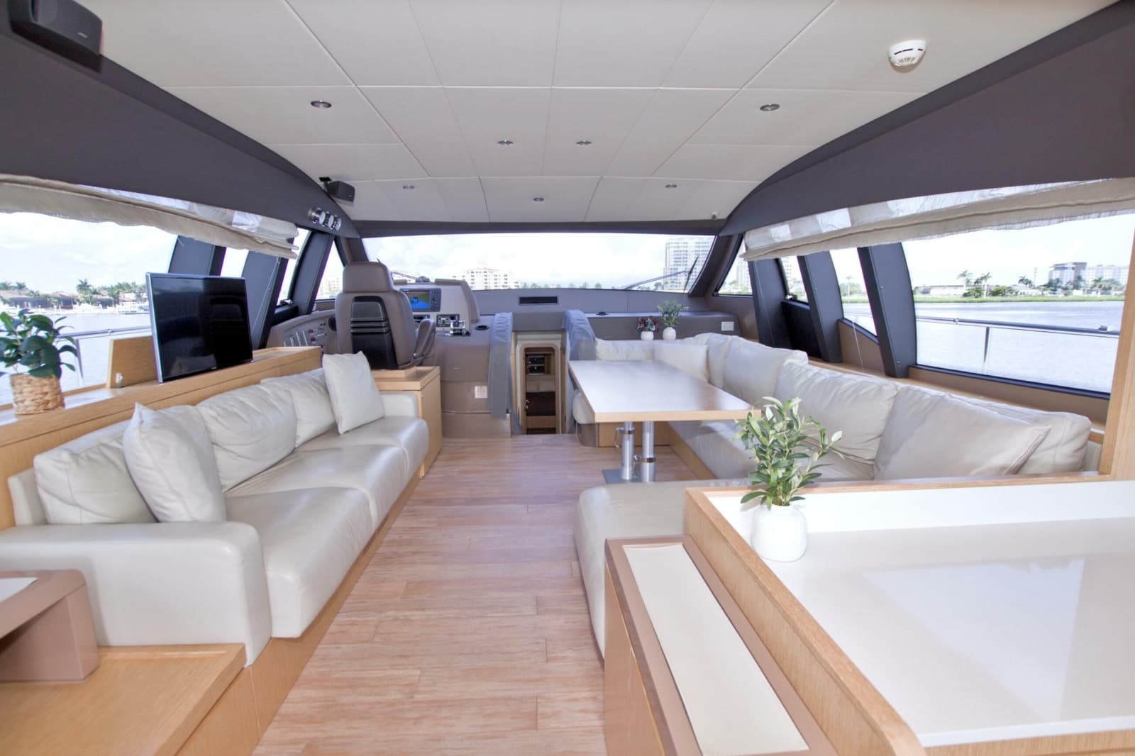 2014 Ferretti Yachts 620 - Photo 39