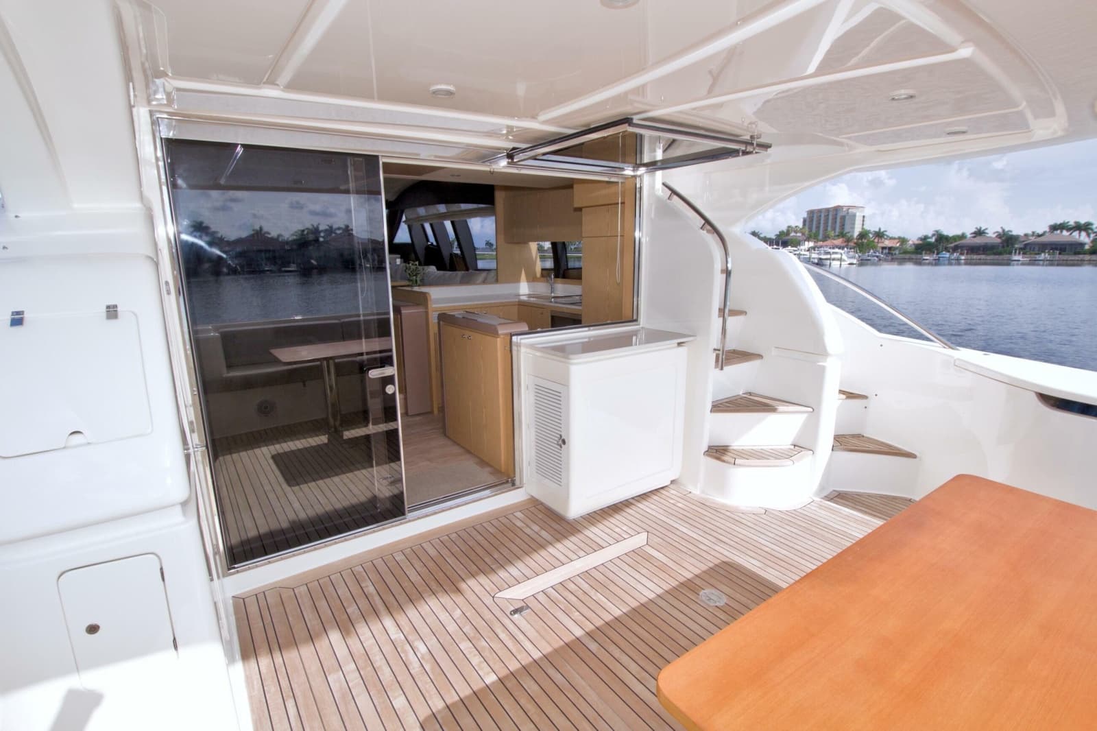2014 Ferretti Yachts 620 - Photo 33