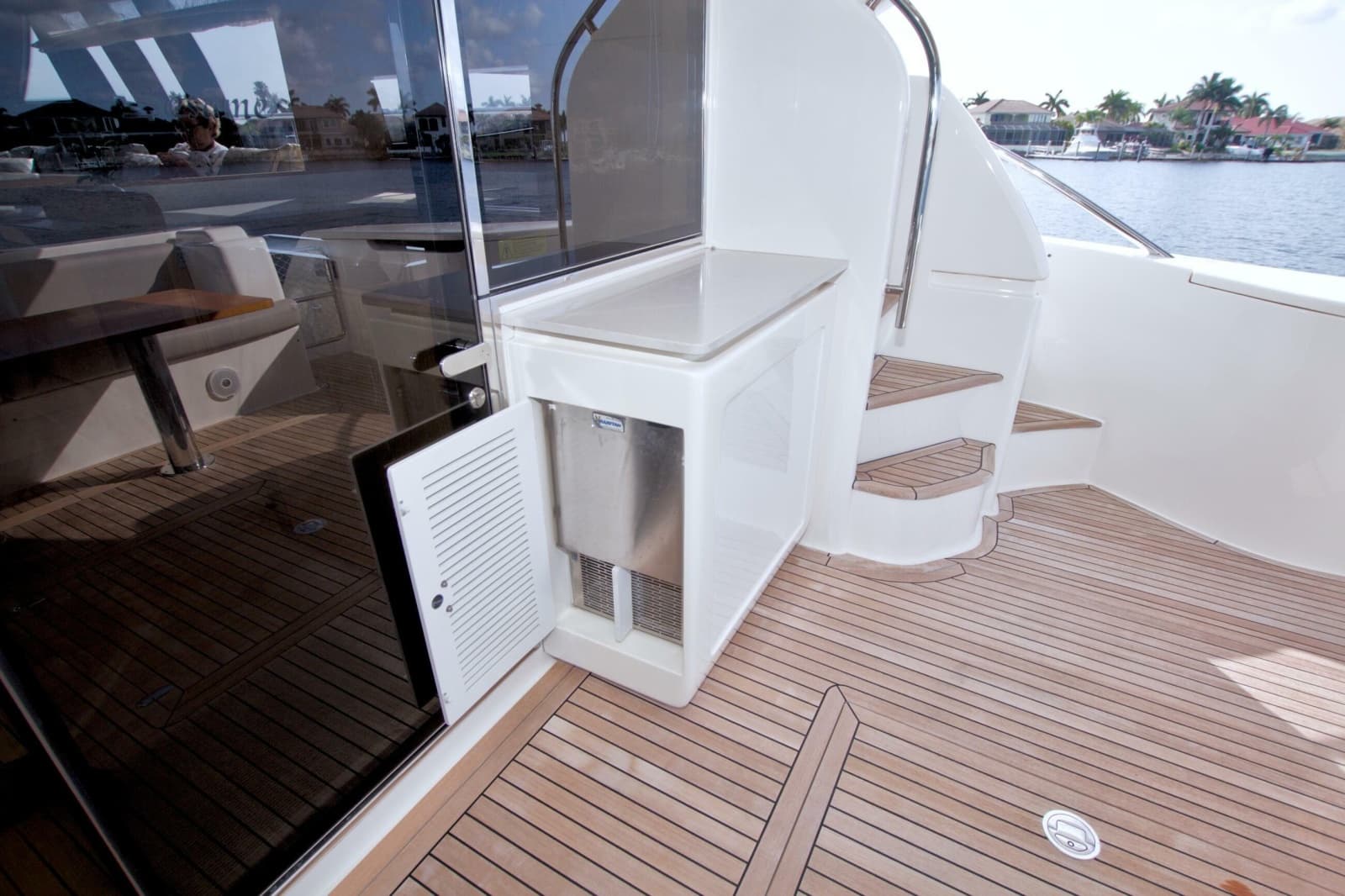 2014 Ferretti Yachts 620 - Photo 32