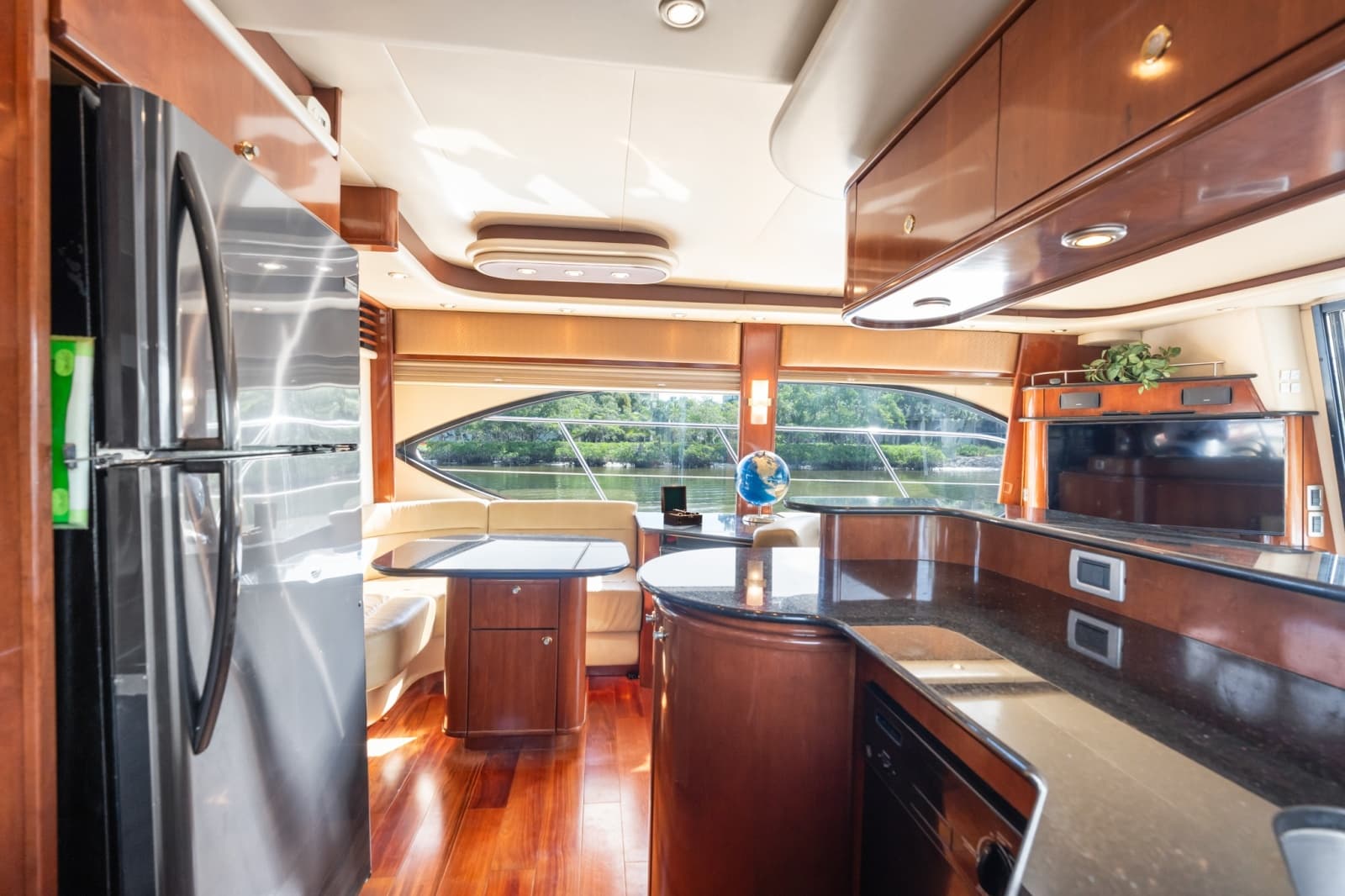 2008 Meridian 580 Pilothouse - Photo 25
