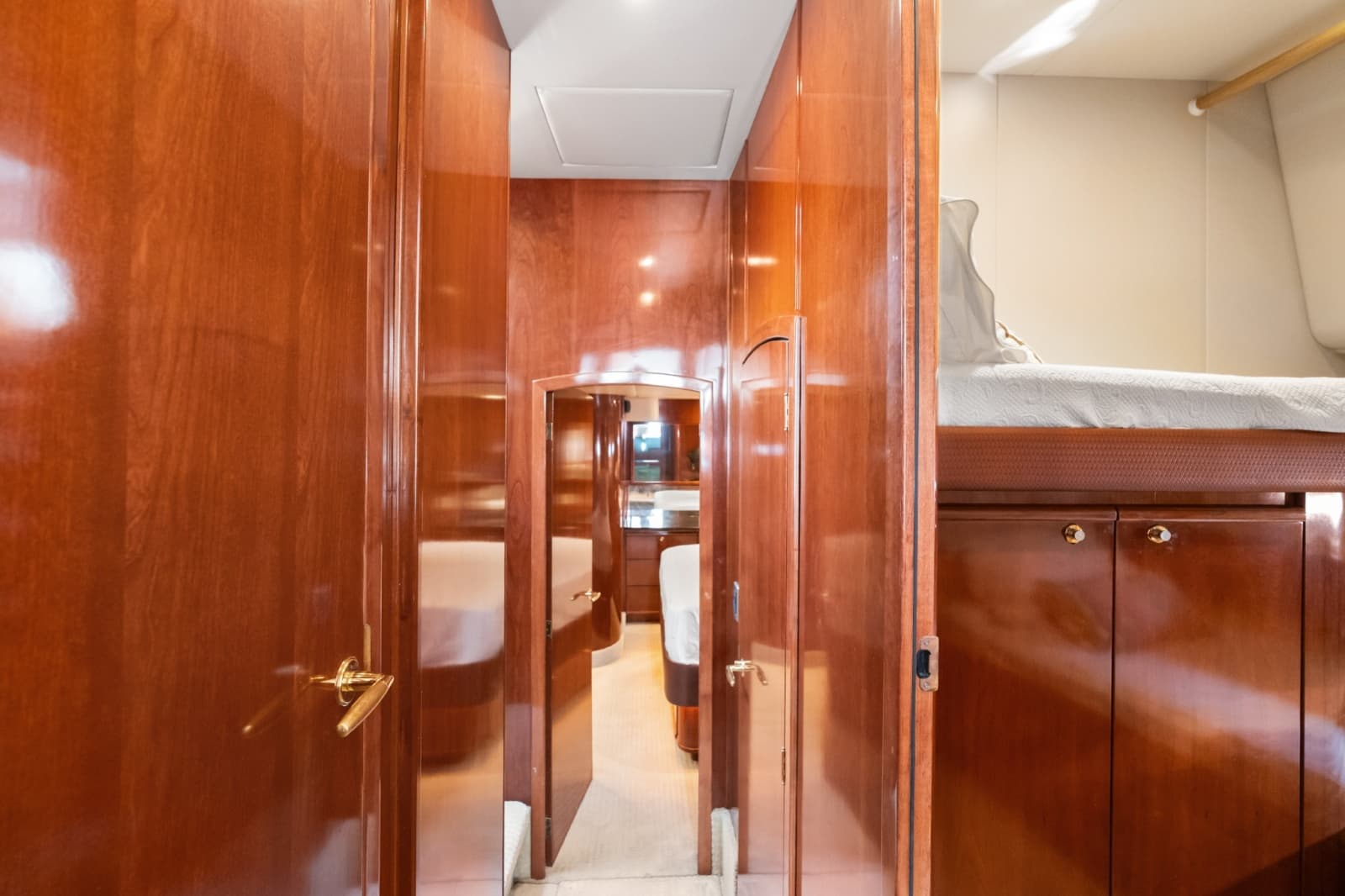 2008 Meridian 580 Pilothouse - Photo 36