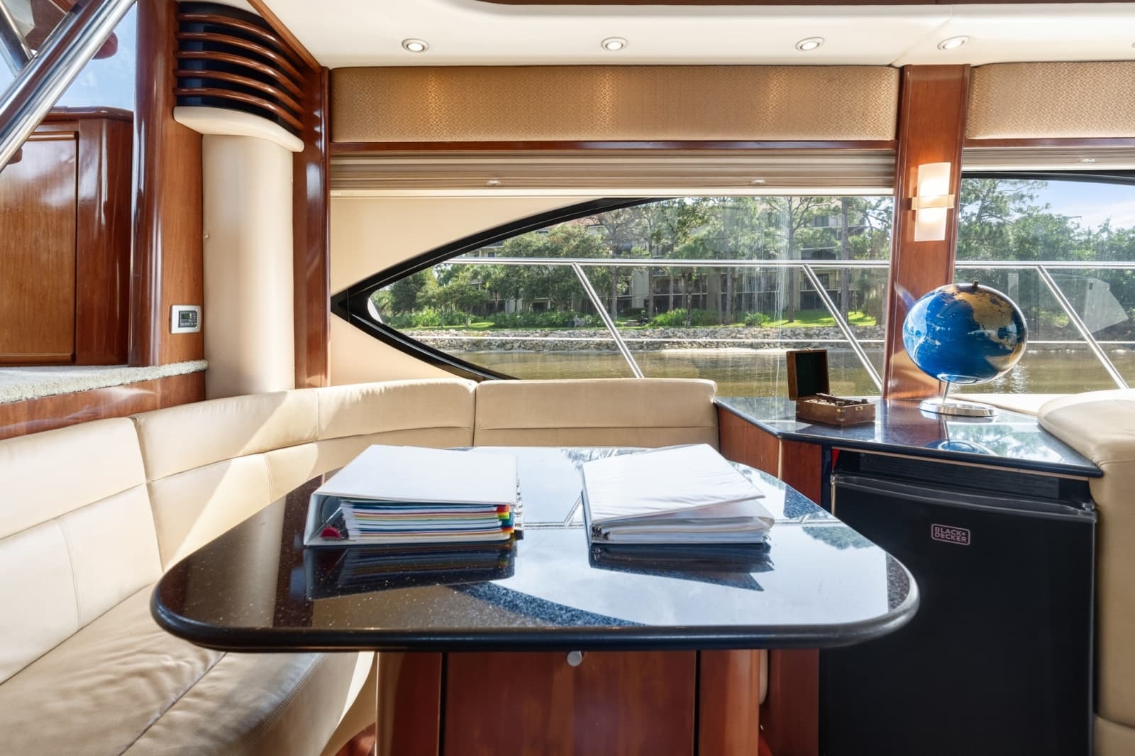 2008 Meridian 580 Pilothouse - Photo 26