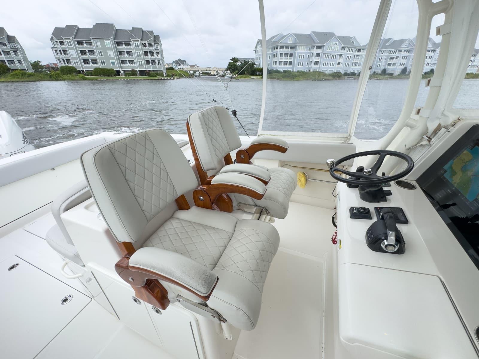2020 Jupiter 38 HFS - Photo 24