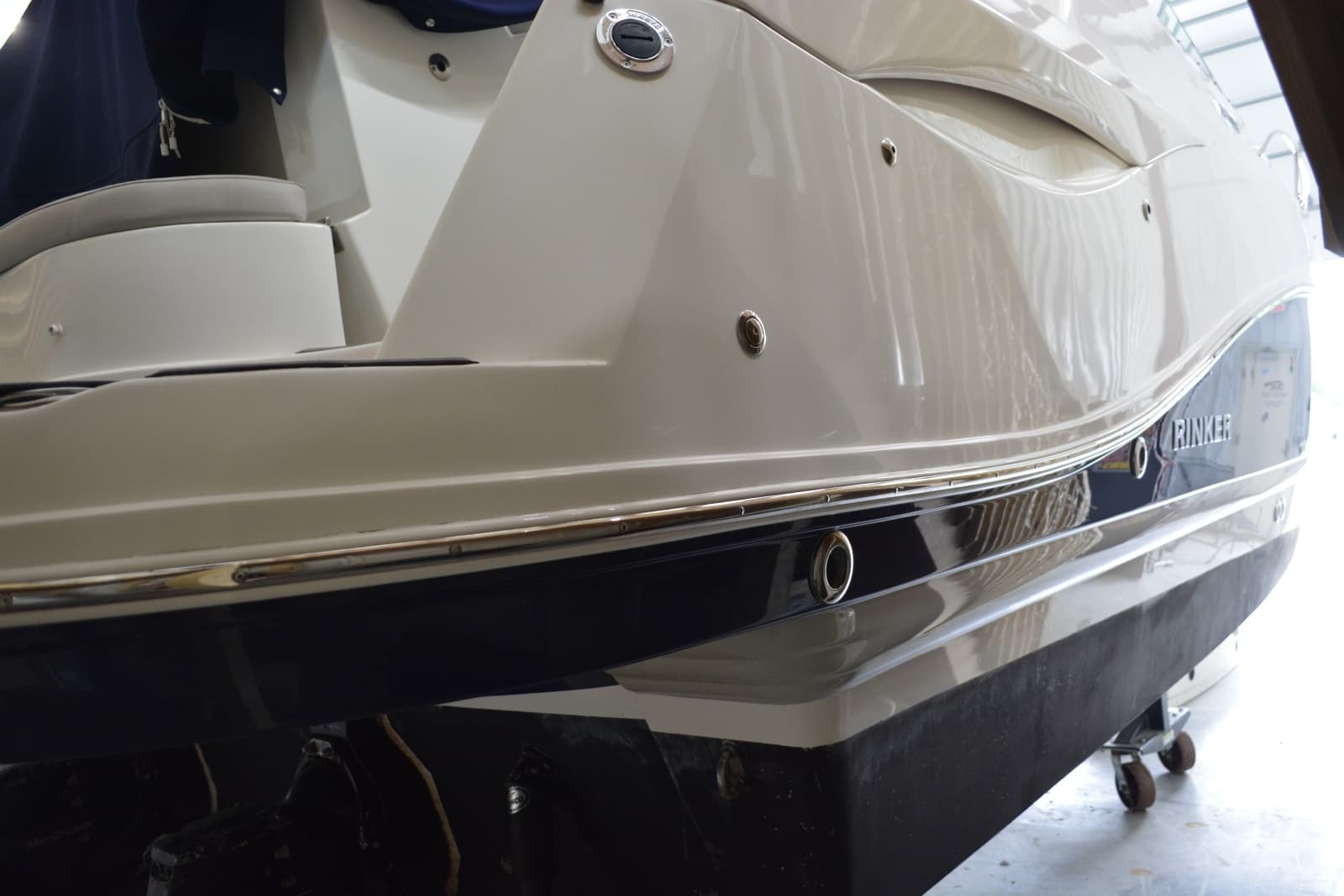2018 Rinker 320 EX - Photo 7