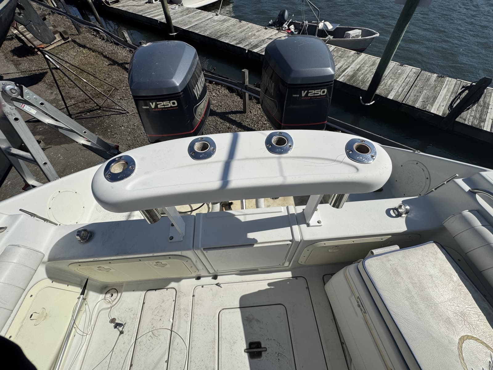 1990 Donzi F 33 - Photo 17