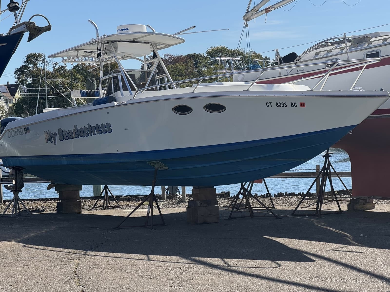 1990 Donzi F 33 - Photo 1