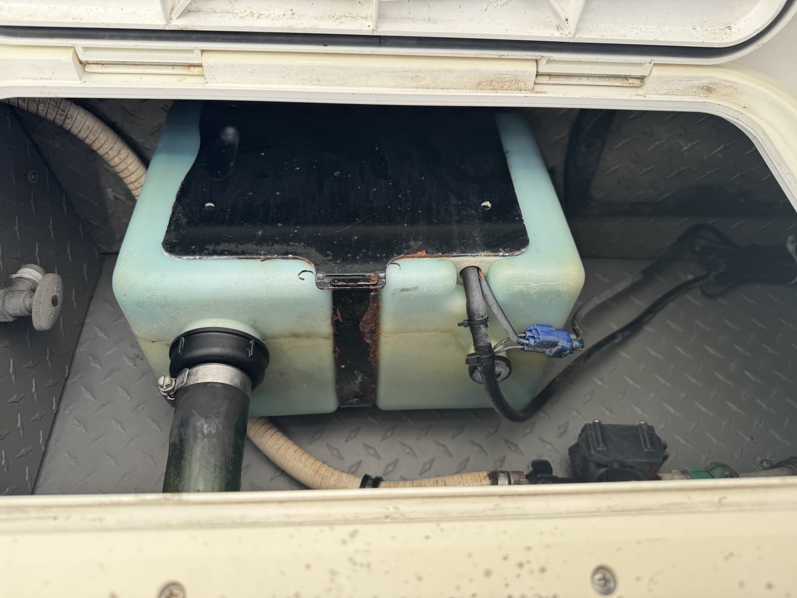 1990 Donzi F 33 - Photo 20