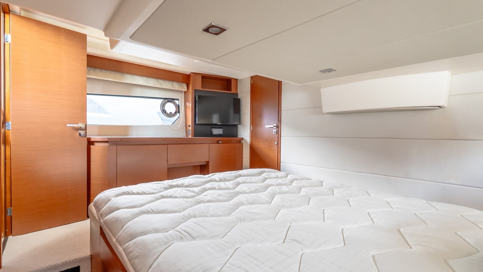 2015 Prestige 450S - Photo 28