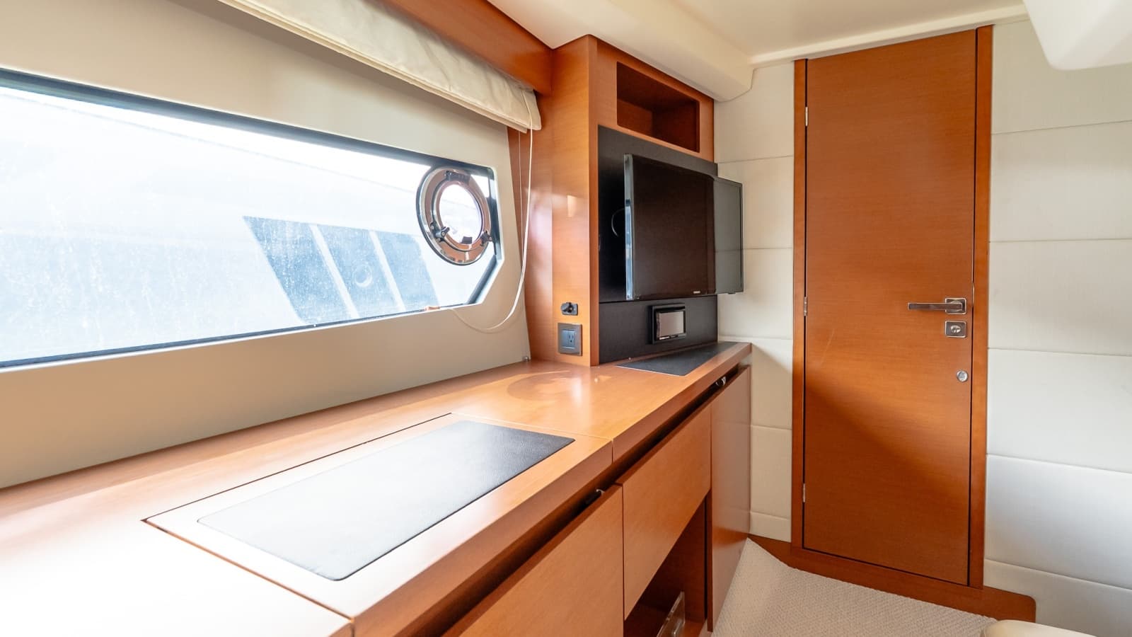 2015 Prestige 450S - Photo 29
