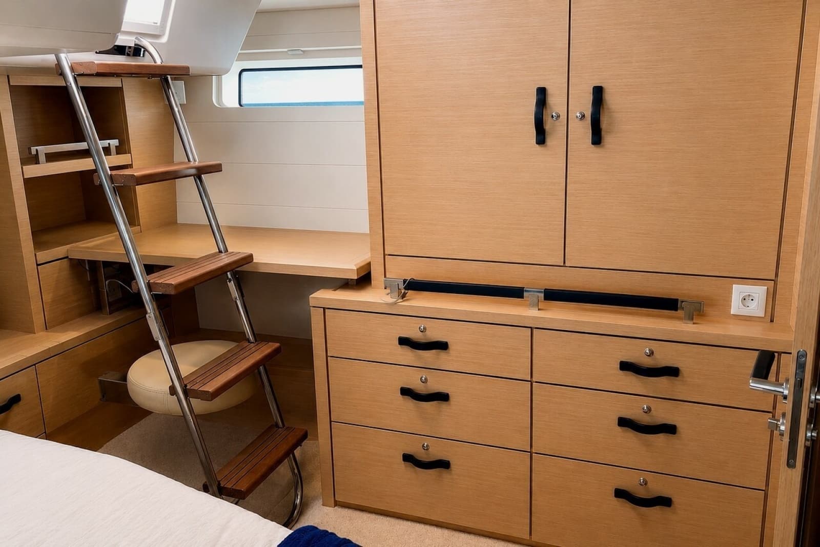 2016 Jeanneau 64 - Photo 16