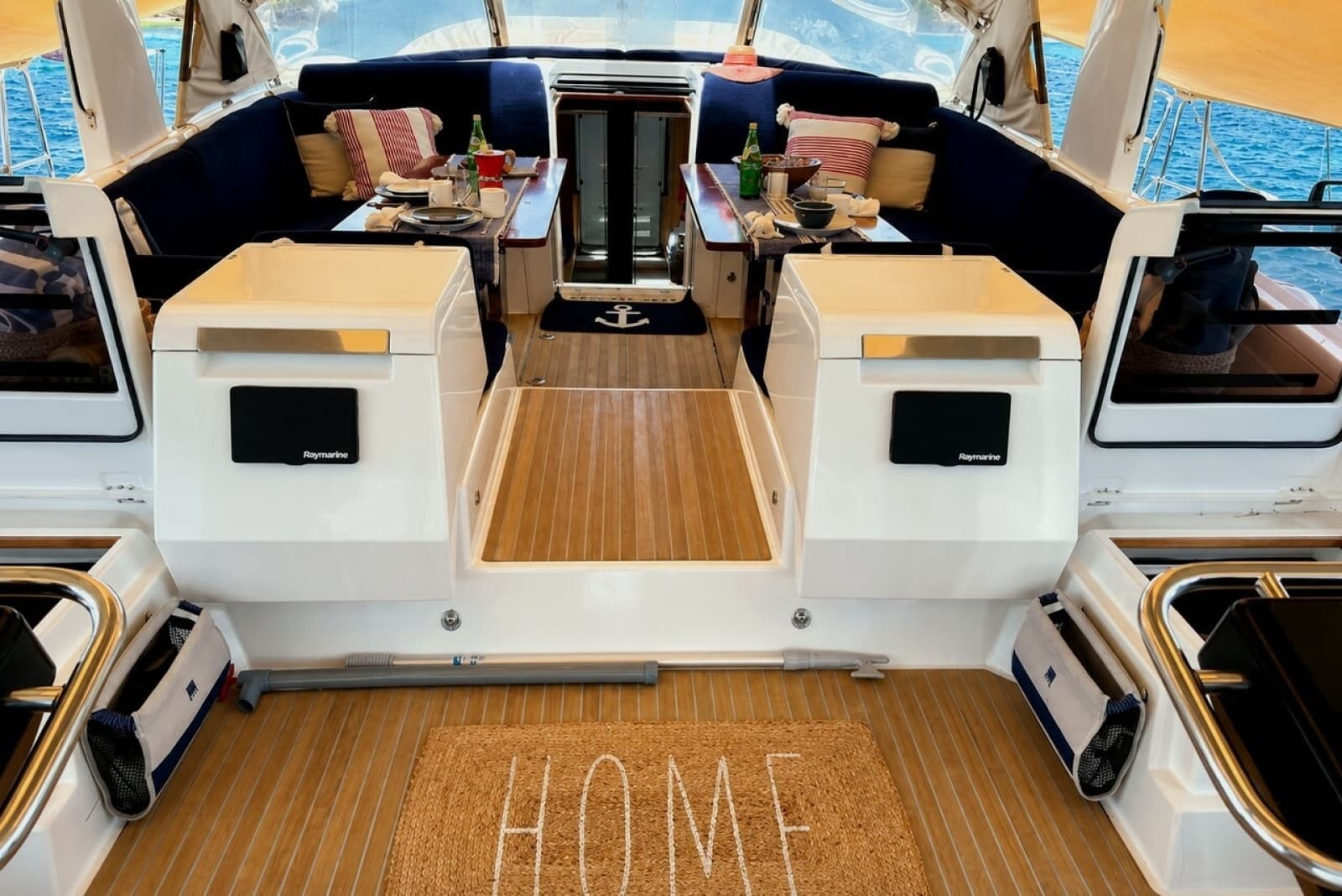 2016 Jeanneau 64 - Photo 10