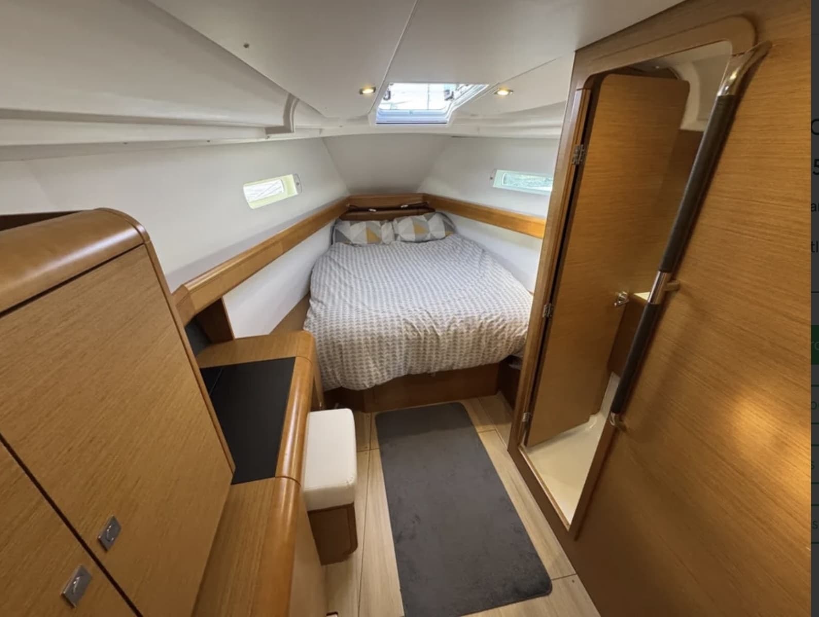 2016 Jeanneau Sun Odyssey 449 - Photo 13