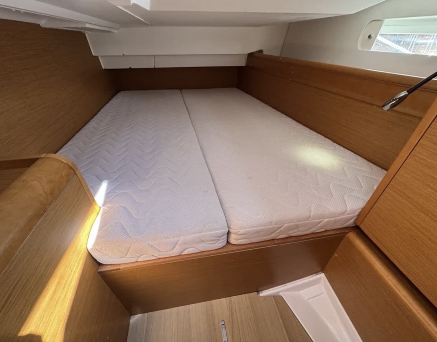2016 Jeanneau Sun Odyssey 449 - Photo 17