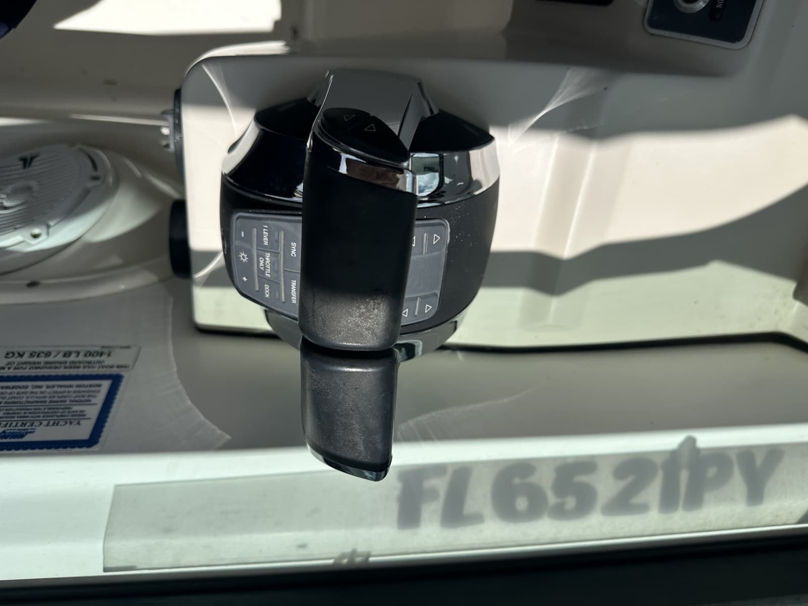 2015 Boston Whaler  - Photo 21